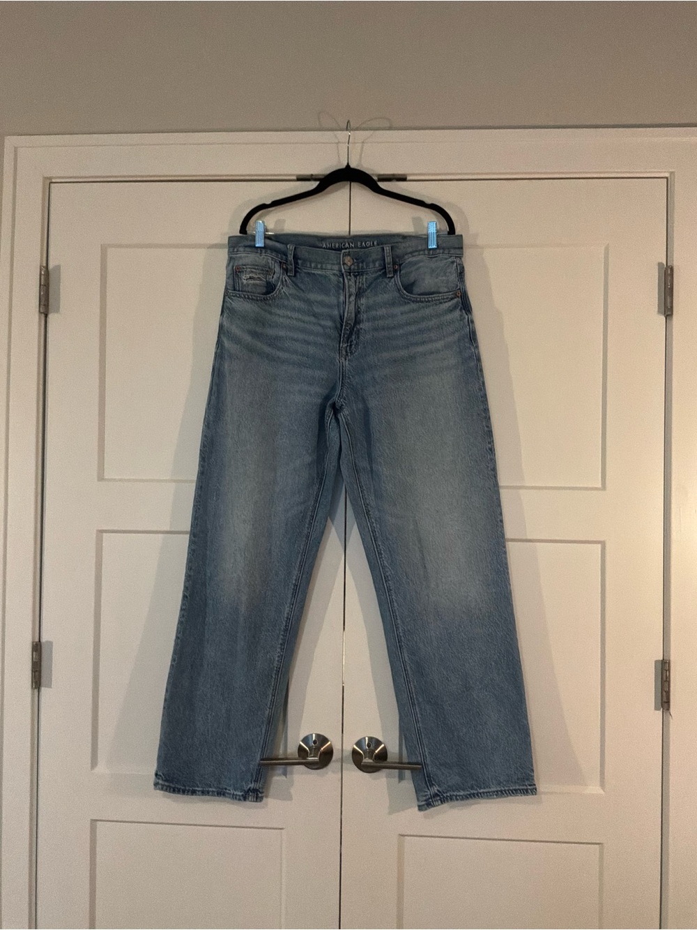 American Eagle 12L High-Waisted Stovepipe Jeans